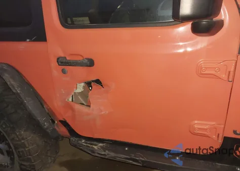 2019 Jeep Wrangler Rubicon 4X4 z USA, uszkodzony, nr VIN 1C4HJXCN0KW566885